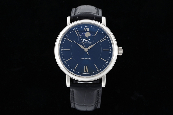 アイ・ダブリュー・シー正面デザイン